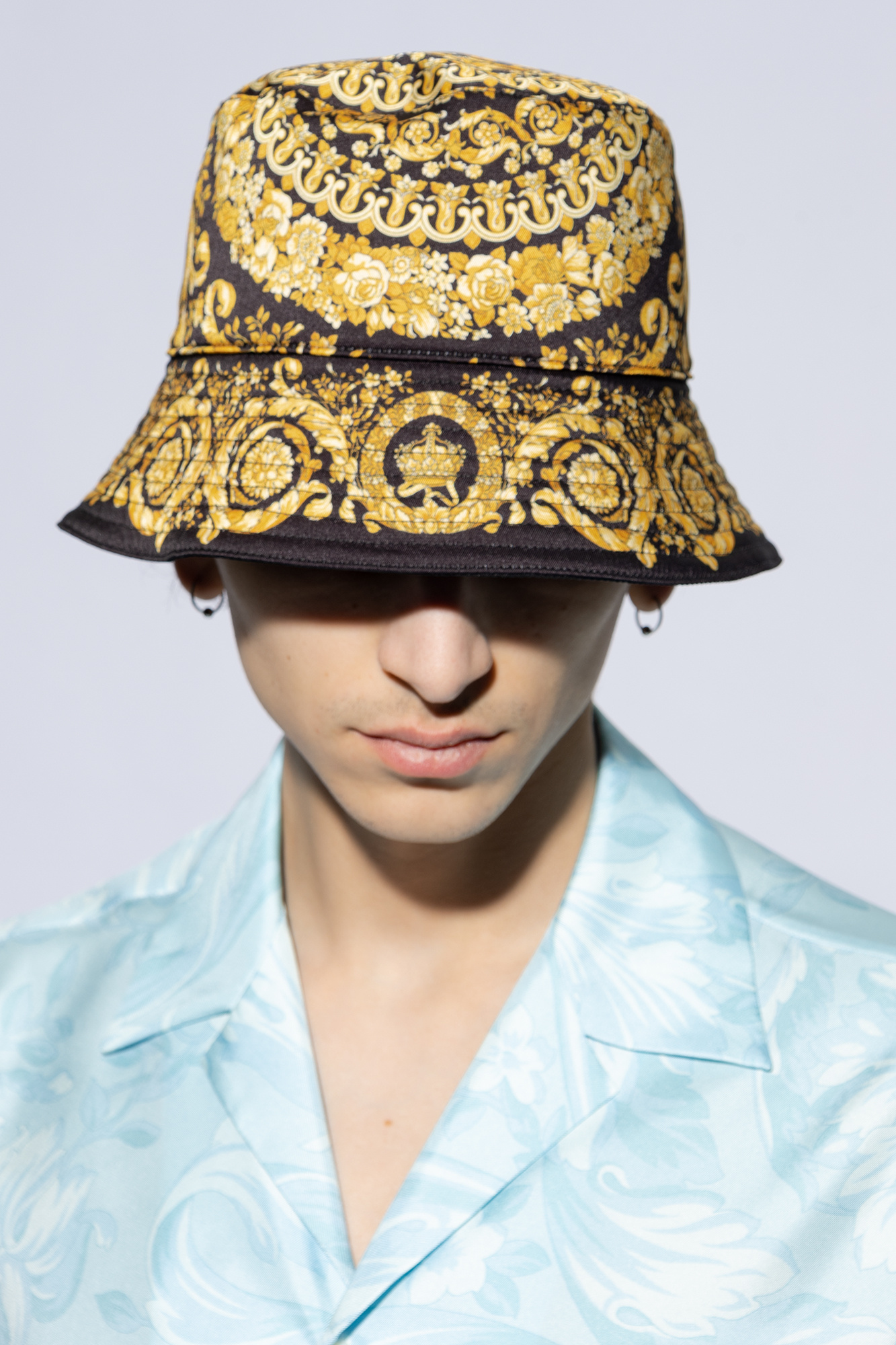 Versace best sale bucket hat